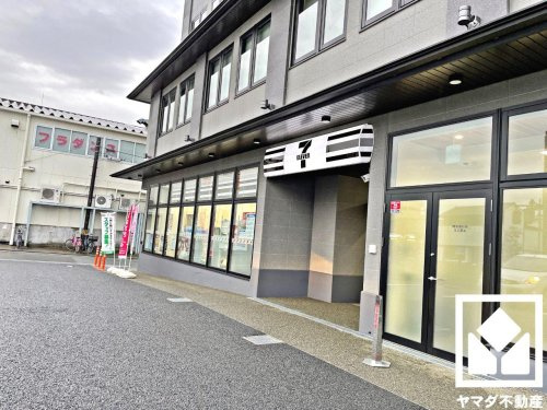 【コンビニエンスストア】セブンイレブン　京都九条大宮店まで81ｍ