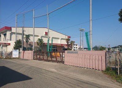 【中学校】清須市立新川中学校まで1632ｍ
