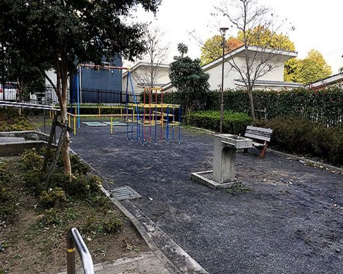 【公園】野津田袋ノ上公園まで43ｍ