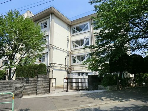 【中学校】練馬区立八坂中学校まで890ｍ