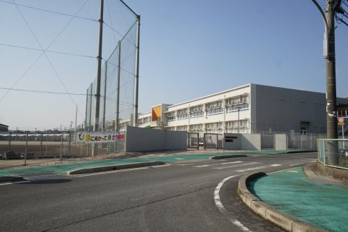 【中学校】大町町立小中一貫校大町ひじり学園中学部まで1400ｍ