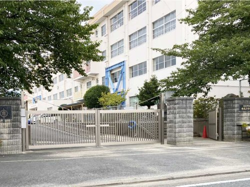 【小学校】北九州市立中尾小学校まで663ｍ