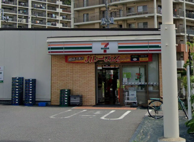 【コンビニエンスストア】セブンイレブン　にいじゅく店まで298ｍ