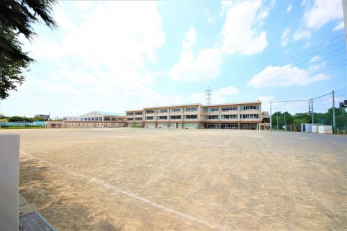 【小学校】日野市立平山小学校まで1182ｍ