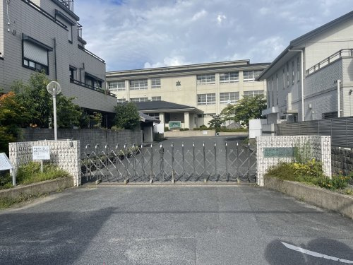【中学校】桜井市立大三輪中学校まで2583ｍ