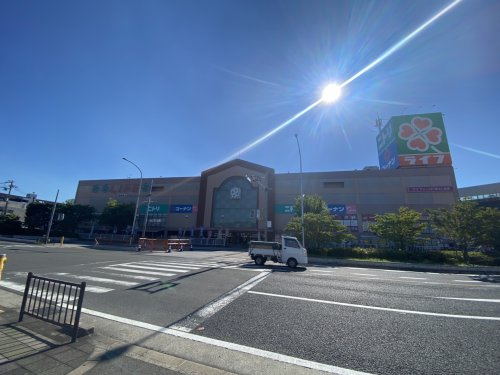 【スーパー】ライフ　門真店まで1622ｍ