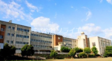 【中学校】狭山市立中央中学校まで523ｍ