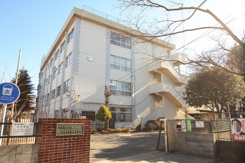 【中学校】にしみたか学園　三鷹市立第二中学校まで517ｍ