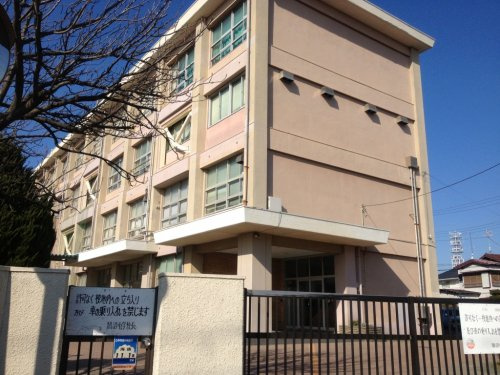【中学校】藤沢市立鵠沼中学校まで681ｍ