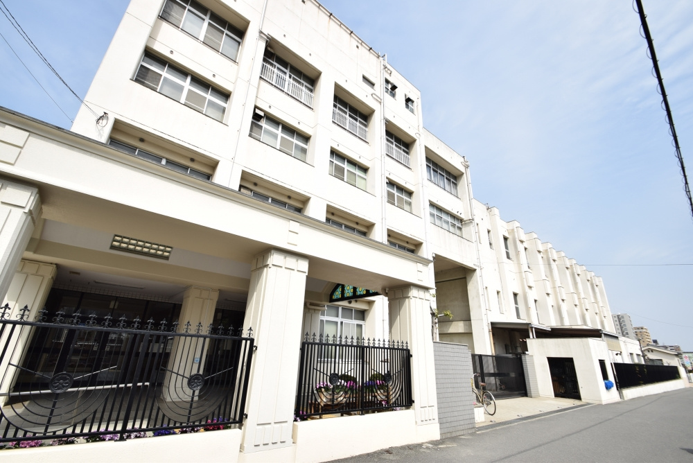 【小学校】大阪市立　大江小学校まで731ｍ