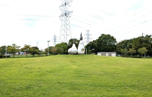 【公園】南栗橋近隣公園まで810ｍ