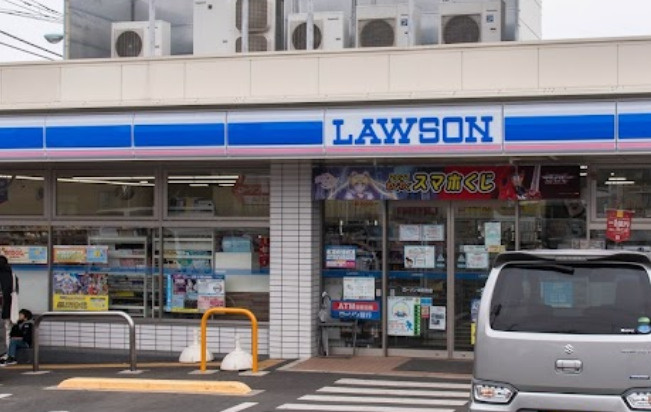 【コンビニエンスストア】ローソン　本町田店まで643ｍ