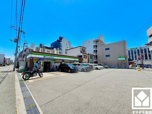 【コンビニエンスストア】ファミリーマート　尼崎東難波町店まで318ｍ