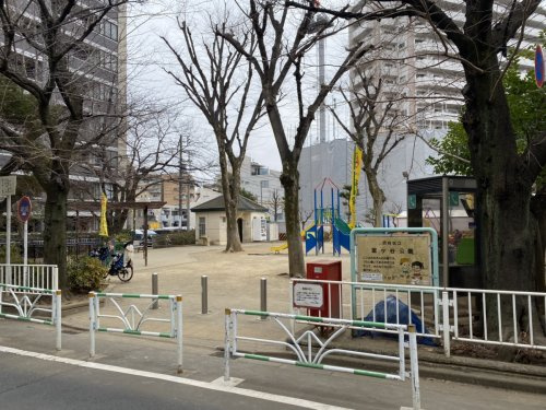 【公園】富ヶ谷公園まで126ｍ
