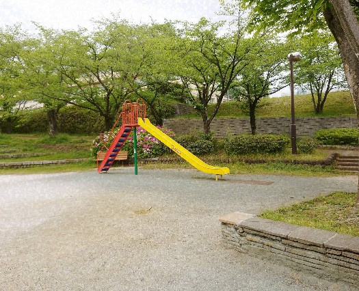 【公園】ひかり公園まで840ｍ