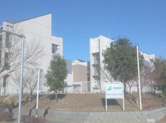 【中学校】飯能市立美杉台中学校まで1673ｍ