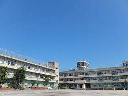 【小学校】市川市立中山小学校まで286ｍ