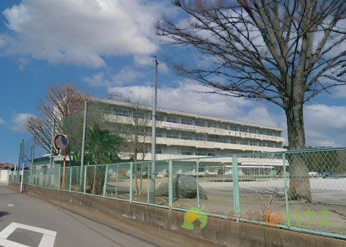 【小学校】上尾市立上平北小学校まで1880ｍ