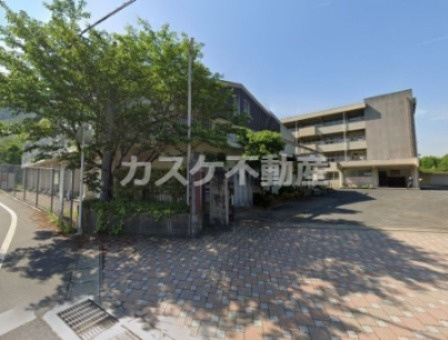 【中学校】笠岡市立笠岡西中学校まで1800ｍ
