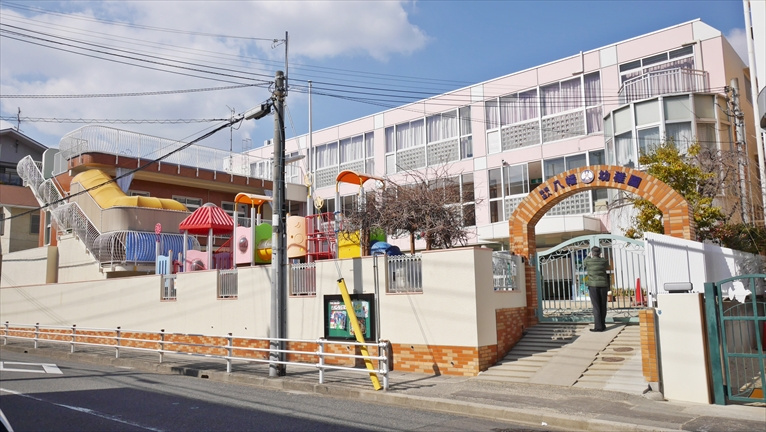 【幼稚園】八幡幼稚園まで527ｍ