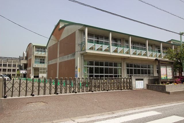 【小学校】江陽小学校まで942ｍ
