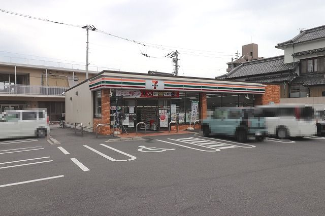 【コンビニエンスストア】セブンイレブン　高知菜園場町店まで430ｍ