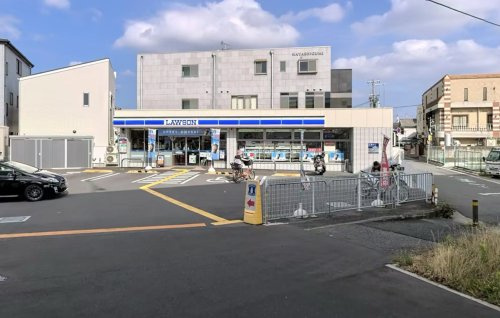 【コンビニエンスストア】ローソン　浜寺石津東三丁店まで871ｍ