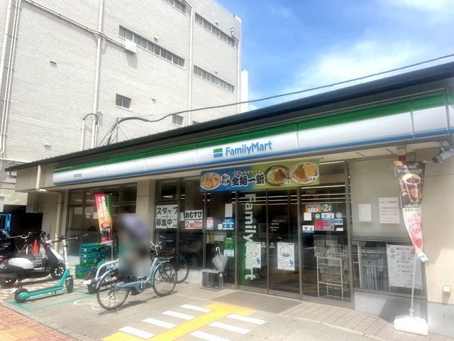【コンビニエンスストア】ファミリーマート　西院南店まで434ｍ