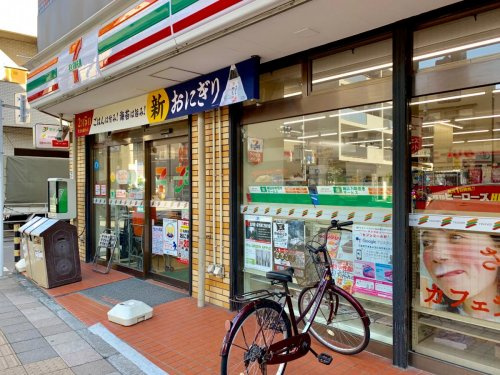 【コンビニエンスストア】セブンイレブン　東尾久店まで163ｍ