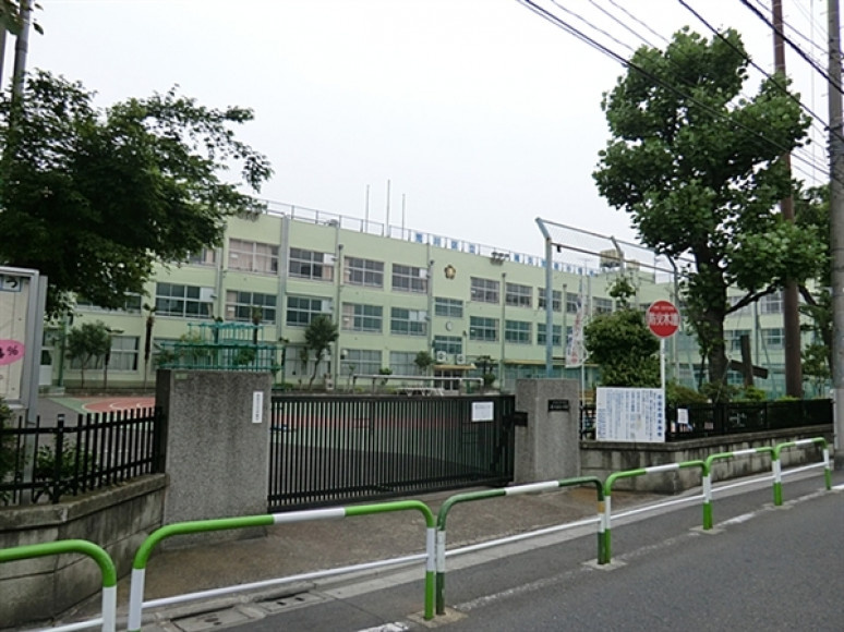 【小学校】荒川区立尾久宮前小学校まで480ｍ