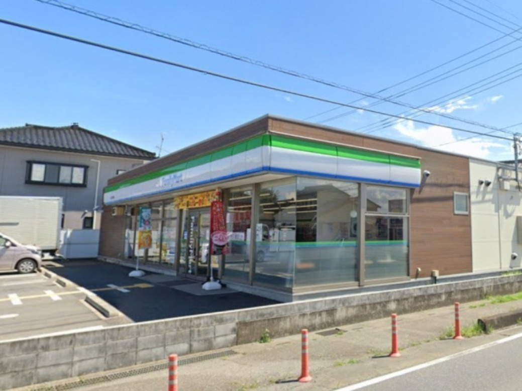 【コンビニエンスストア】ファミリーマート児玉工業団地店まで1027ｍ