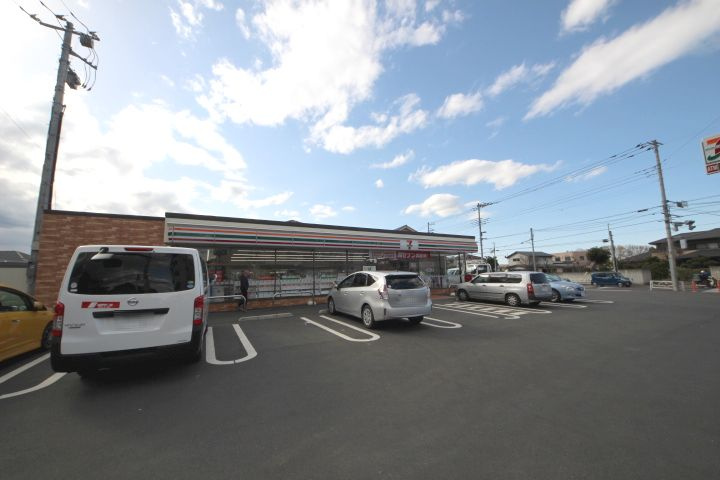 【コンビニエンスストア】セブンイレブン東久留米八幡町3丁目店まで435ｍ