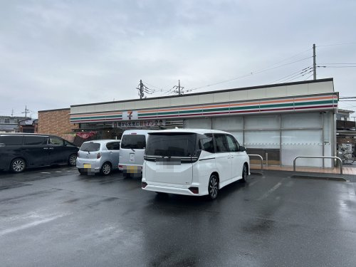 【コンビニエンスストア】セブンイレブン　常総森下町店まで590ｍ