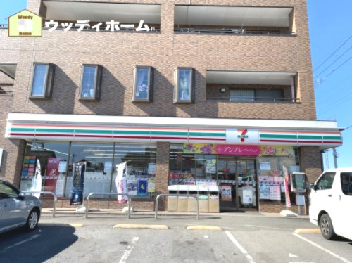 【コンビニエンスストア】セブンイレブン　越谷恩間新田店まで585ｍ