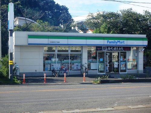【コンビニエンスストア】ファミリーマート川口赤井三丁目店まで1225ｍ