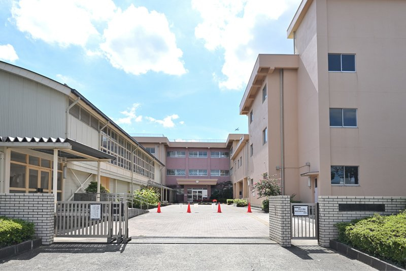 【小学校】くぬぎ台小学校まで366ｍ