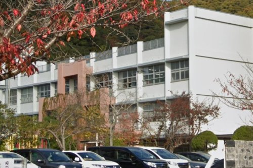 【小学校】三原市立三原小学校まで1056ｍ