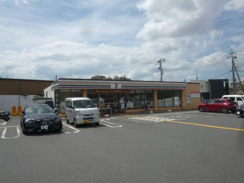 【コンビニエンスストア】セブンイレブン　草加谷塚バイパス店まで350ｍ