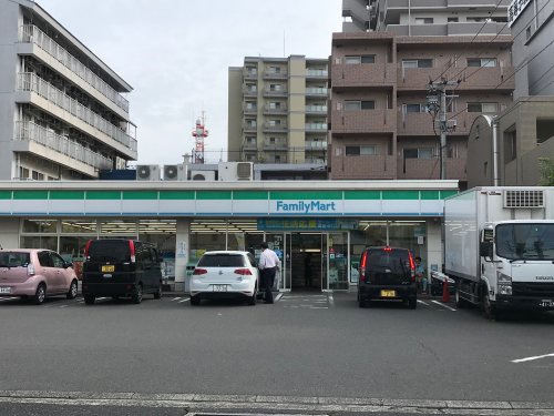 【コンビニエンスストア】ファミリーマート高麗まで593ｍ
