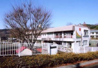 【幼稚園】上幼稚園（秦野市）まで1183ｍ