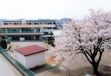 【幼稚園】西幼稚園（秦野市）まで512ｍ