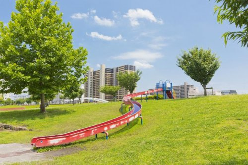 【公園】足立区立新田さくら公園まで900ｍ