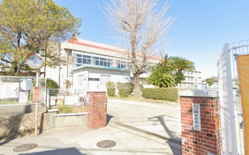 【小学校】加古川市立野口小学校まで708ｍ