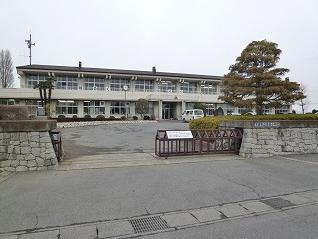 【小学校】下妻市立宗道小学校まで500ｍ