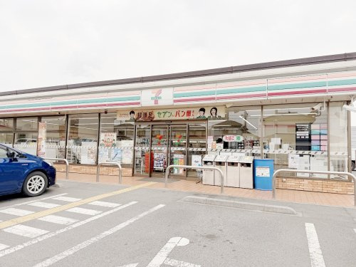 【コンビニエンスストア】セブンイレブン北川辺麦倉店まで1100ｍ