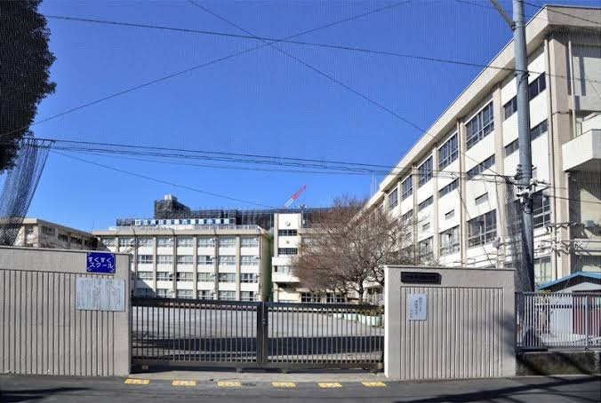 【小学校】江戸川区立第六葛西小学校まで527ｍ