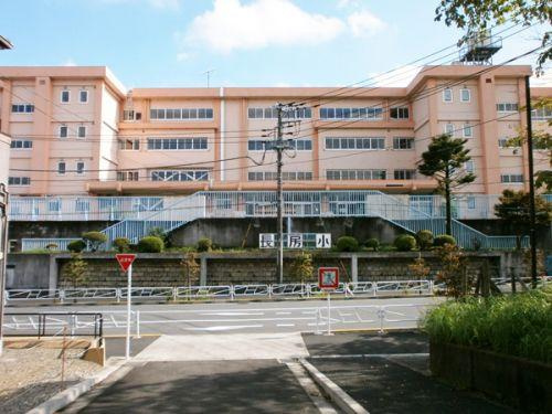 【小学校】長房小学校まで1163ｍ