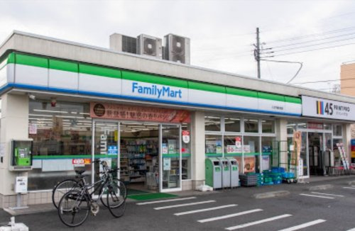 【コンビニエンスストア】ファミリーマート　八王子横川町店まで1181ｍ