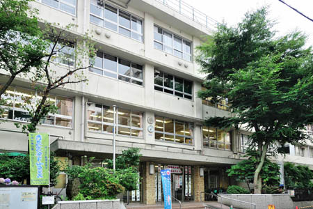【中学校】台東区立御徒町台東中学校まで400ｍ