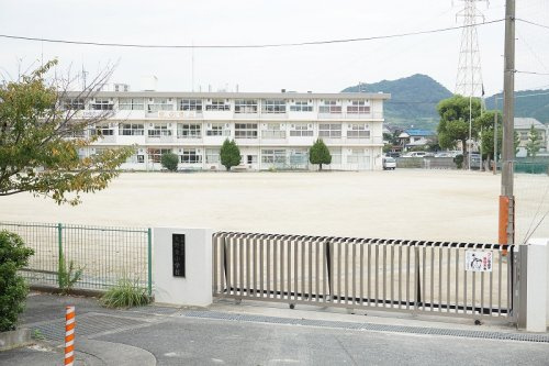【小学校】大野城市立大野東小学校まで1230ｍ